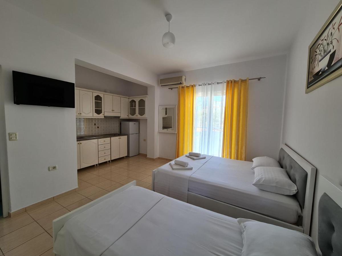 Summer Time Hotel Ksamil Extérieur photo