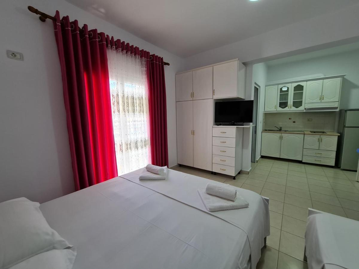 Summer Time Hotel Ksamil Extérieur photo